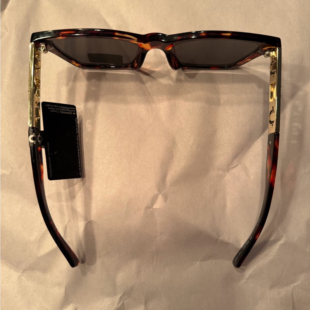 True Religion Tortoiseshell Sunglasses NWT - Picture 6 of 7
